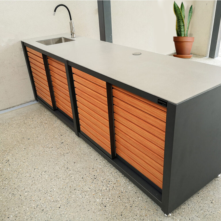 Izdelava letne kuhinje