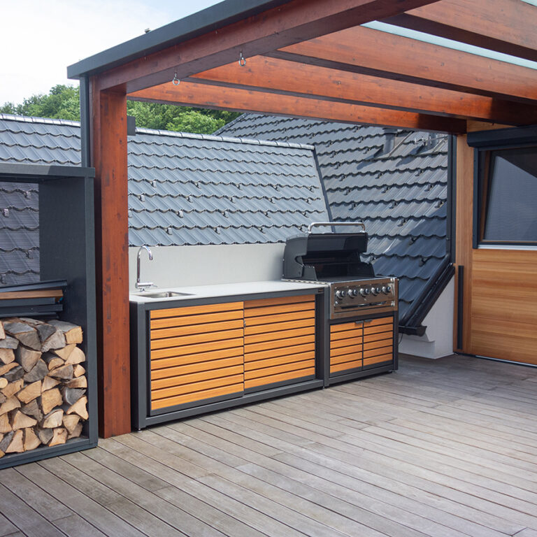 outdoor kitchen with grill