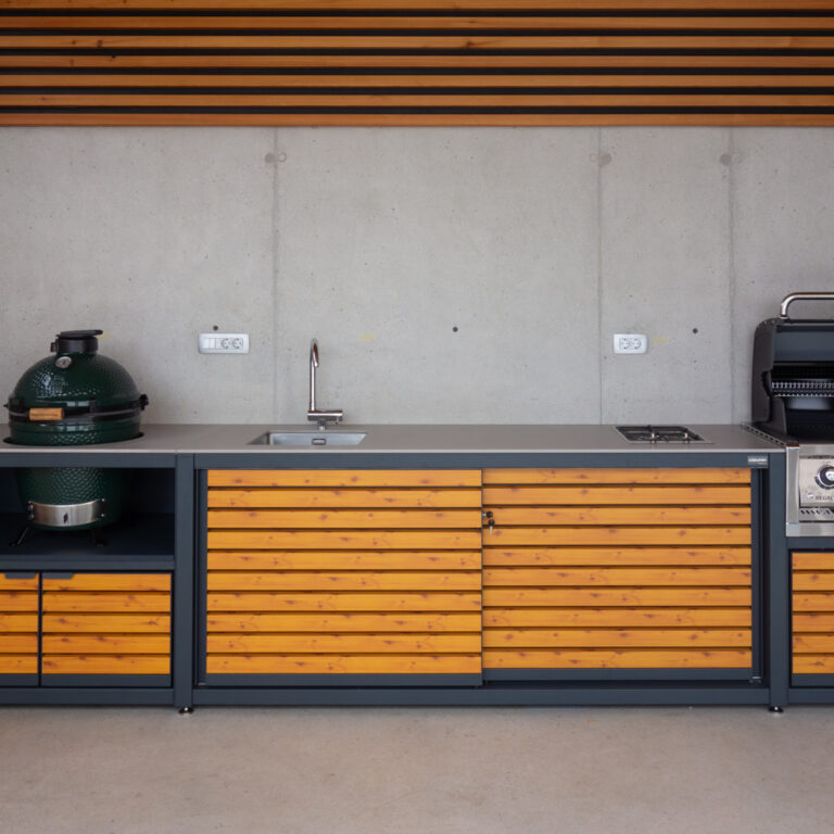 large outdoor kitchen