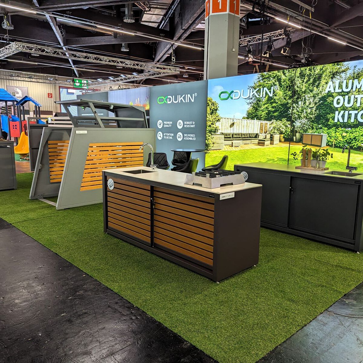 Stojnica DUKIN na sejmu GaLaBau 2024 v Nürnbergu