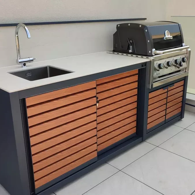 CookOUT outdoor kitchen