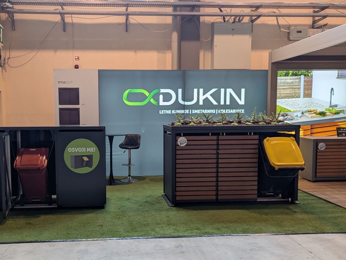 smetarniki Dukin na sejmu MOS